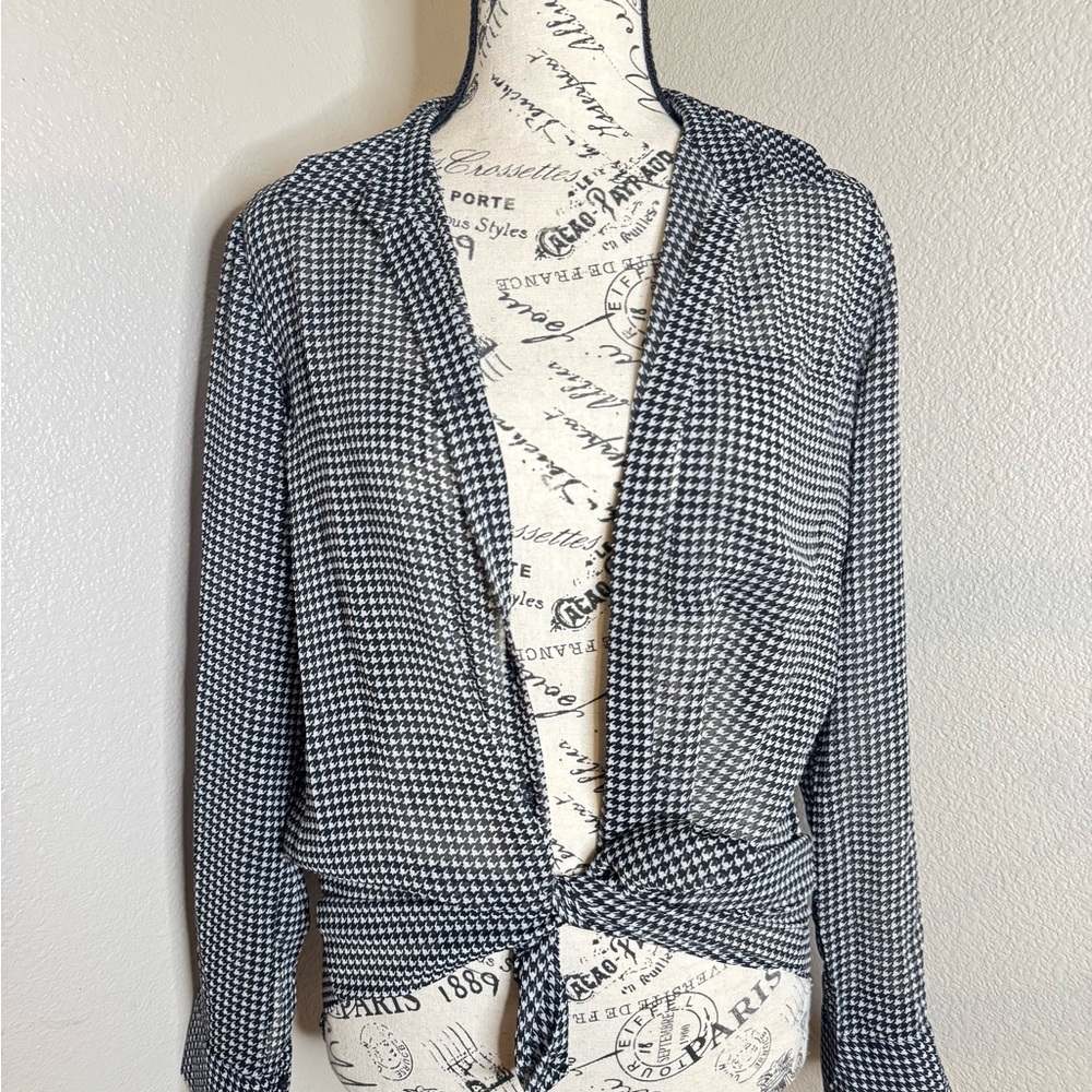 Elegant Black and White Houndstooth Button Down Shirt